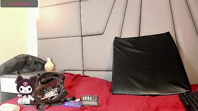 Miss-Saraii online show from 03-22-26, 05:14