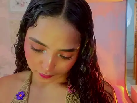 Emma Thompssonn online show from 04-13-26, 11:58