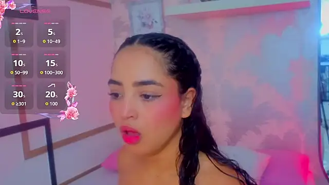 Snapshot of Emma_Thompssonn chatting on 06-02-26, 12:27 Emma Thompssonn online show from 06-02-26, 12:27