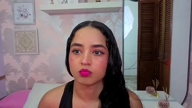 Emma Thompssonn online show from 03-29-26, 12:07