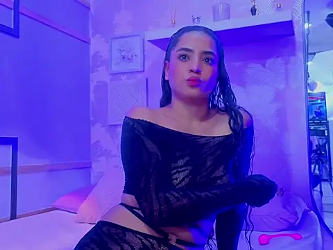 Emma Thompssonn online show from 03-07-26, 11:59