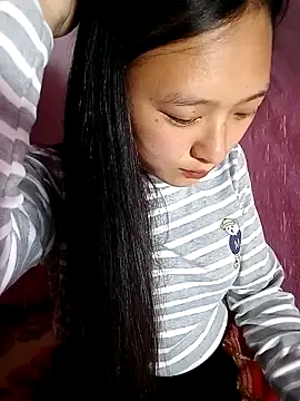 Thuyli xx online show from 01-15-26, 02:53