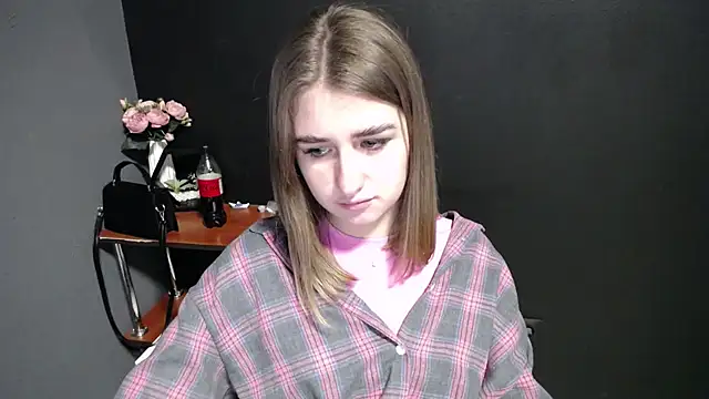 Snapshot of Sunny_siren chatting on 02-27-26, 01:22 Sunny siren online show from 02-27-26, 01:22