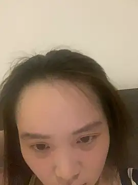 Snapshot of AELA001 chatting on 07-03-26, 03:07 AELA001 online show from 07-03-26, 03:07