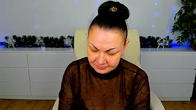 IrissMoon online show from 01-17-26, 06:50