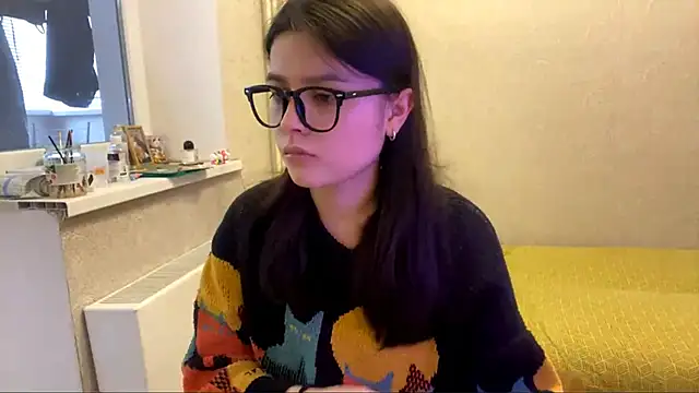 Snapshot of SaintMari chatting on 05-31-26, 12:22 SaintMari online show from 05-31-26, 12:22