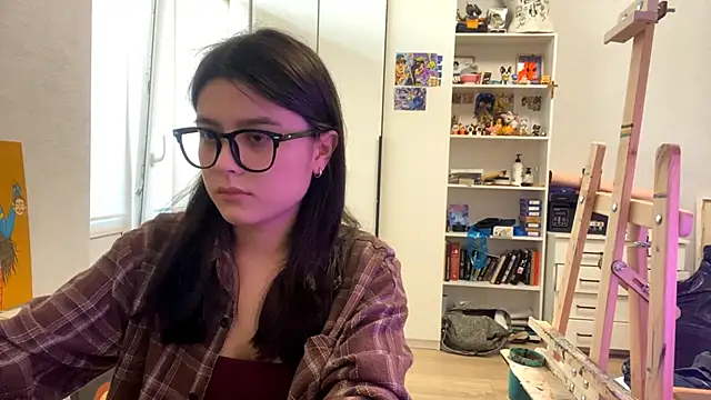 Snapshot of SaintMari chatting on 05-17-26, 12:05 SaintMari online show from 05-17-26, 12:05