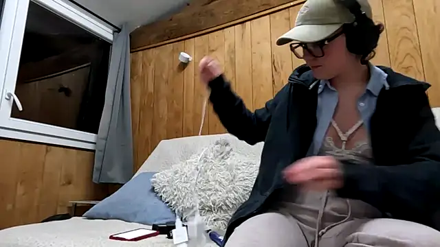 ju juliette online show from 03-12-26, 10:25