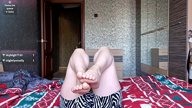 MousyHello online show from 02-15-26, 05:30