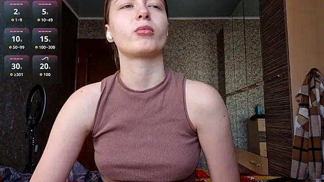 MousyHello online show from 02-13-26, 07:19