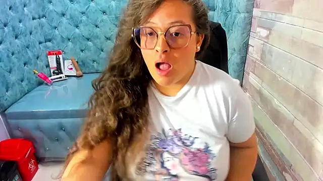Sarah Boobs  online show from 06-02-26, 03:50