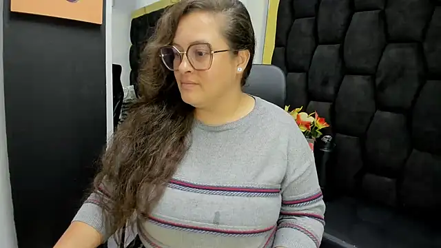 Sarah Boobs  online show from 06-03-26, 04:13