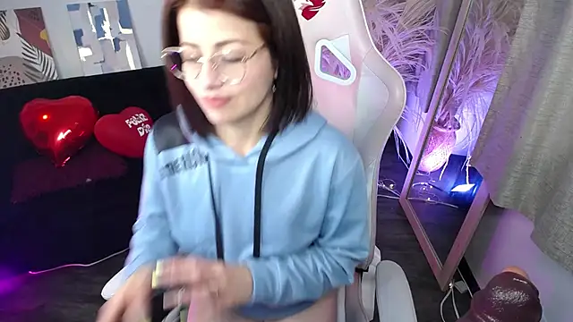 teylo80as online show from 04-29-26, 12:20
