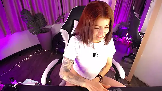 Snapshot of teylo80as chatting on 02-14-26, 11:54 teylo80as online show from 02-14-26, 11:54