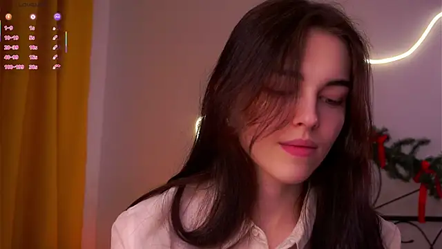 Snapshot of MirnaTellado chatting on 02-14-26, 06:19 MirnaTellado online show from 02-14-26, 06:19