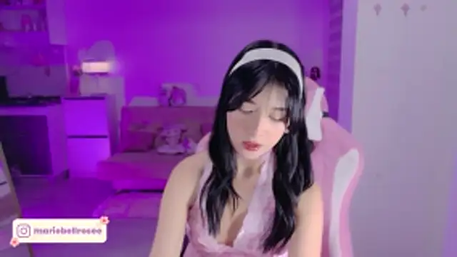 Snapshot of Blush_Marie chatting on 05-10-26, 12:36 Blush Marie online show from 05-10-26, 12:36