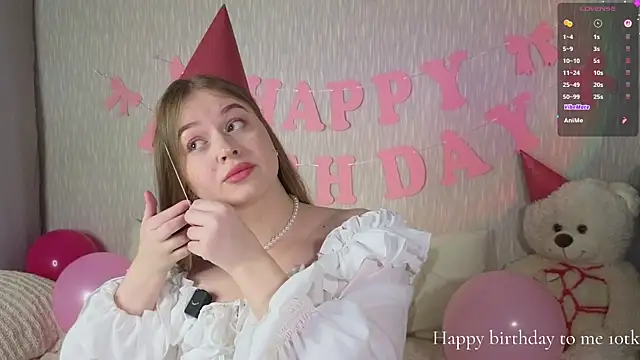 LunaDew online show from 02-13-26, 04:29