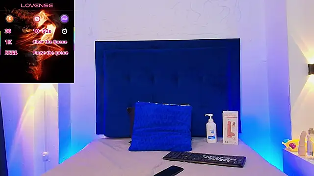 Snapshot of Parker_Noah chatting on 02-06-26, 08:27 Parker Noah online show from 02-06-26, 08:27