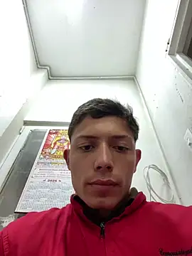 Snapshot of santiObrero chatting on 02-06-26, 09:22 santiObrero online show from 02-06-26, 09:22