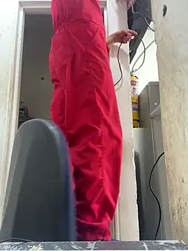 Snapshot of santiObrero chatting on 02-10-26, 07:46 santiObrero online show from 02-10-26, 07:46