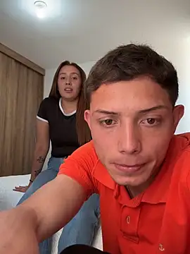 Snapshot of santiObrero chatting on 05-19-26, 07:10 santiObrero online show from 05-19-26, 07:10