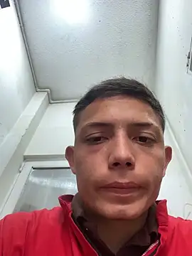 santiObrero online show from 03-06-26, 03:29