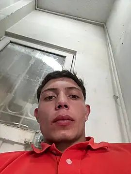 Snapshot of santiObrero chatting on 07-10-26, 03:34 santiObrero online show from 07-10-26, 03:34