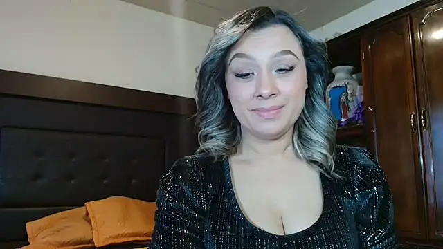 Snapshot of aitanalove_ chatting on 05-18-26, 10:14 aitanalove online show from 05-18-26, 10:14
