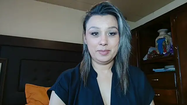 aitanalove  online show from 06-17-26, 11:58