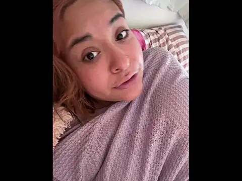 Nailealipsglossy online show from 02-18-26, 03:08