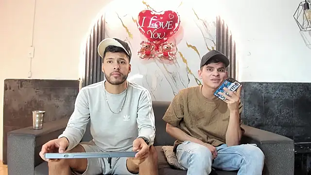 Snapshot of Angel_Villareal chatting on 02-16-26, 05:06 Angel Villareal online show from 02-16-26, 05:06