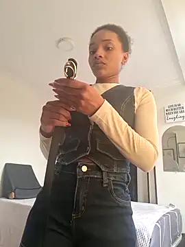 Ebony love07 online show from 03-25-26, 08:41