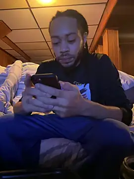 Snapshot of givemeabreak34 chatting on 02-23-26, 10:43 givemeabreak34 online show from 02-23-26, 10:43