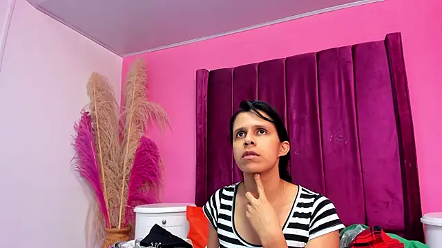 mitzukywinteer online show from 06-12-26, 09:56