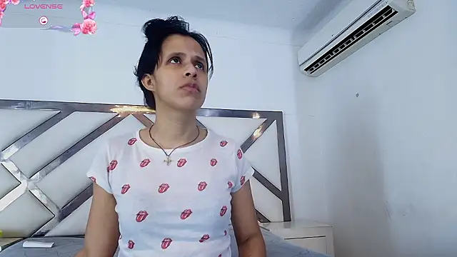 mitzukywinteer online show from 03-04-26, 09:33