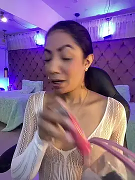 Auri   online show from 03-27-26, 07:37