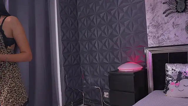 Snapshot of Tarra_Star chatting on 02-13-26, 07:03 Tarra Star online show from 02-13-26, 07:03