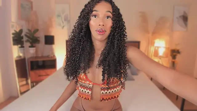 Snapshot of KaryMooon chatting on 02-05-26, 10:49 KaryMooon online show from 02-05-26, 10:49