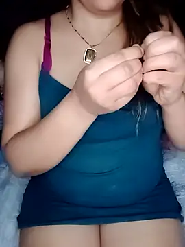 Snapshot of Naughty-Yousra chatting on 02-23-26, 10:43 Naughty-Yousra online show from 02-23-26, 10:43