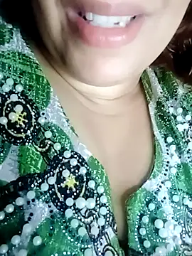 Snapshot of Naughty-Yousra chatting on 02-28-26, 12:16 Naughty-Yousra online show from 02-28-26, 12:16