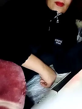 Snapshot of Naughty-Yousra chatting on 02-22-26, 08:49 Naughty-Yousra online show from 02-22-26, 08:49