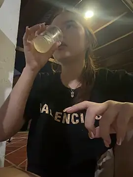 Carithooo online show from 02-23-26, 11:38