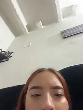 Snapshot of Carithooo chatting on 05-16-26, 01:26 Carithooo online show from 05-16-26, 01:26