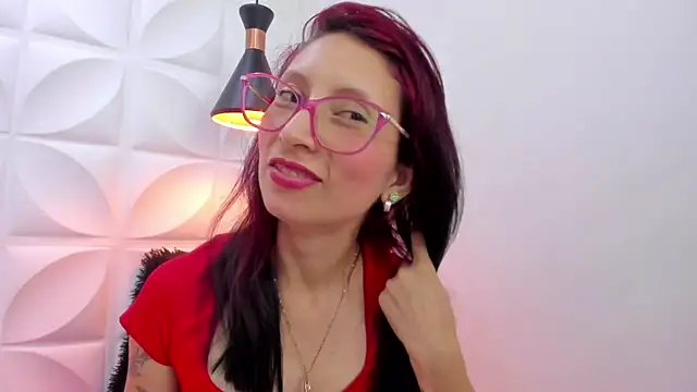 Snapshot of zaira_skinny chatting on 06-25-26, 05:12 zaira skinny online show from 06-25-26, 05:12