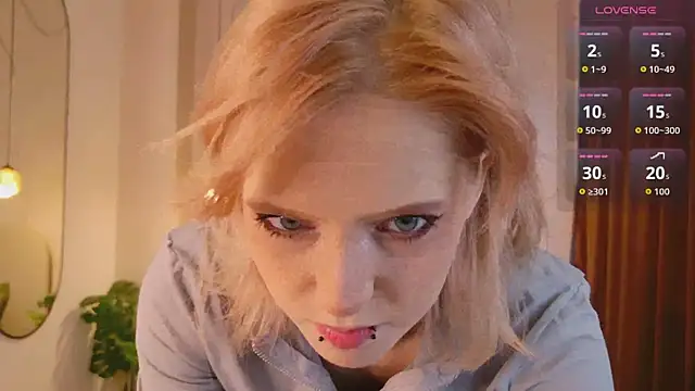 MoonlightAsuna online show from 02-05-26, 01:40