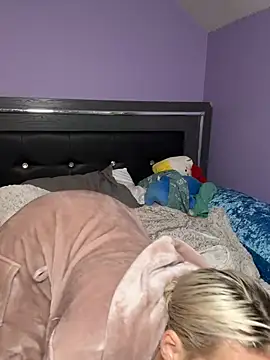 LindseyFAFO online show from 02-10-26, 06:51