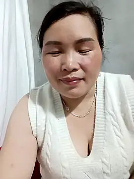 Snapshot of nana_nana99 chatting on 05-11-26, 04:04 nana nana99 online show from 05-11-26, 04:04