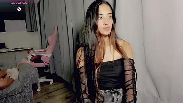 VictoriaHoneyy online show from 05-05-26, 01:41