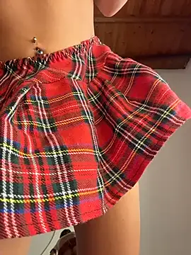 Snapshot of Alison_Ivanova chatting on 02-10-26, 06:45 Alison Ivanova online show from 02-10-26, 06:45