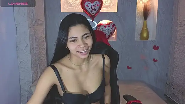 Snapshot of ammy_woold_b chatting on 03-08-26, 03:43 ammy woold b online show from 03-08-26, 03:43
